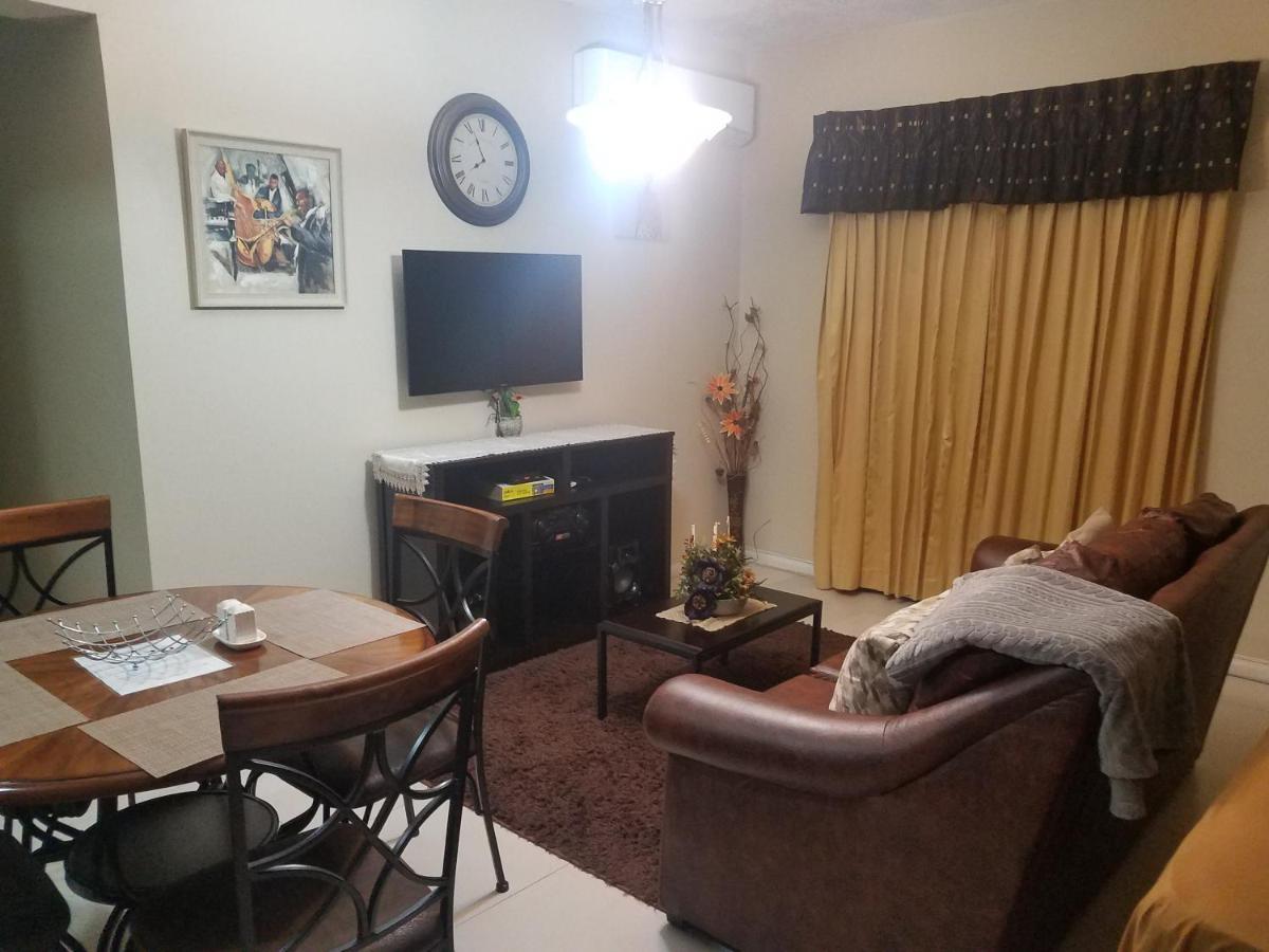 Merrivale Suite كينغستون المظهر الخارجي الصورة