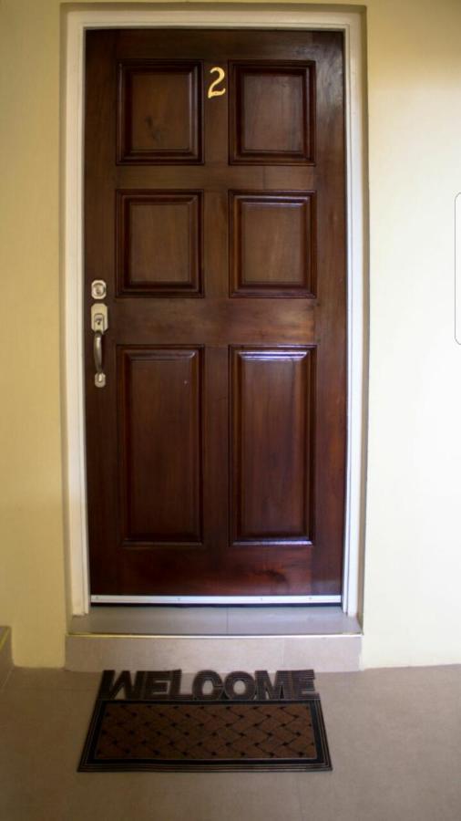 Merrivale Suite كينغستون المظهر الخارجي الصورة